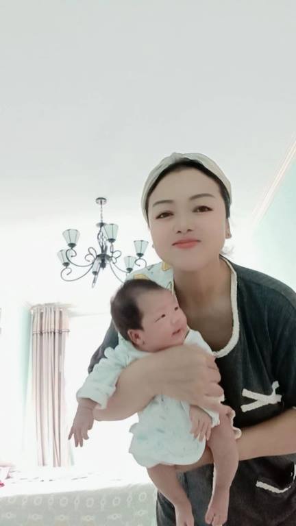 杨阿姨与宝宝